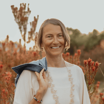 Bild von mir mit Jeansjacke über der Schulter