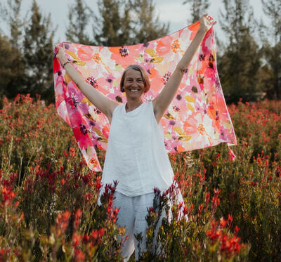 Ich mitten im Protea Feld